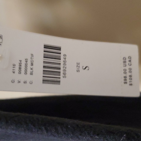 Lace top - Picture 2 of 4